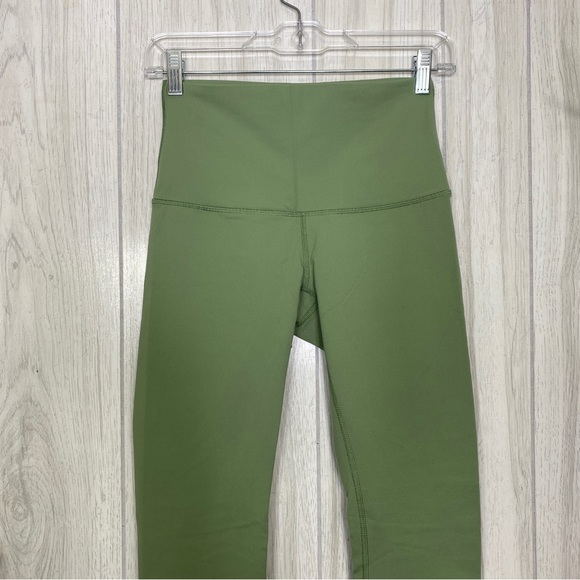 Lululemon Wunder Under Full Length Pant (Hi-Rise) in Desert Olive size 6 - Picture 4 of 11